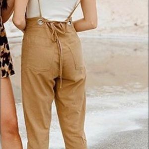 Kittenish jumper never worn